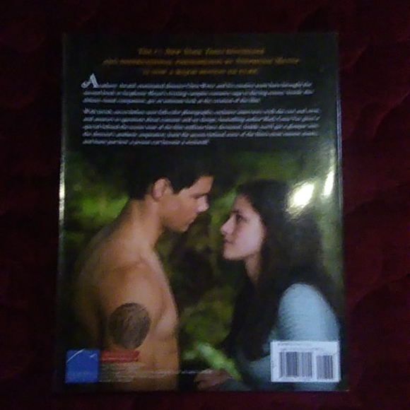 'Twilight' Saga Official Directors Notebook & Movie Companions~New Moon/Eclipse - Picture 6 of 8